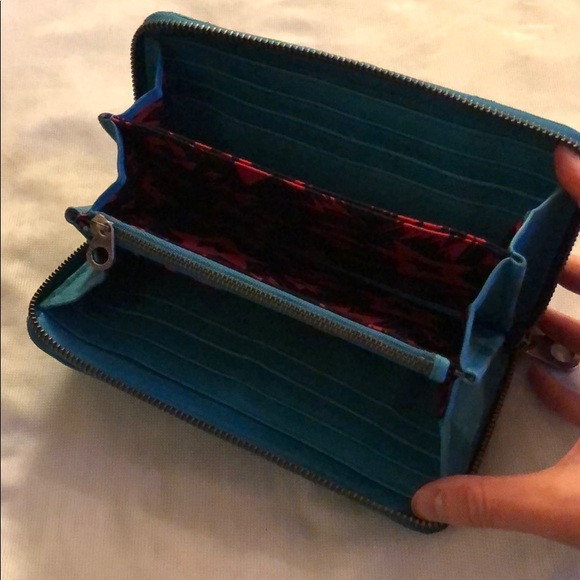 March by Marc Jacob’s Turquoise Long Wallet - Picture 5 of 8